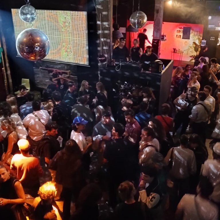 B9524E57-68C3-4E51-99A6-01CAF1AE7050